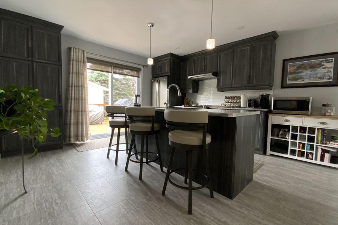 Edmundston, (N.-B.) E3V 4Z4, ,Résidentiel,À vendre,1396