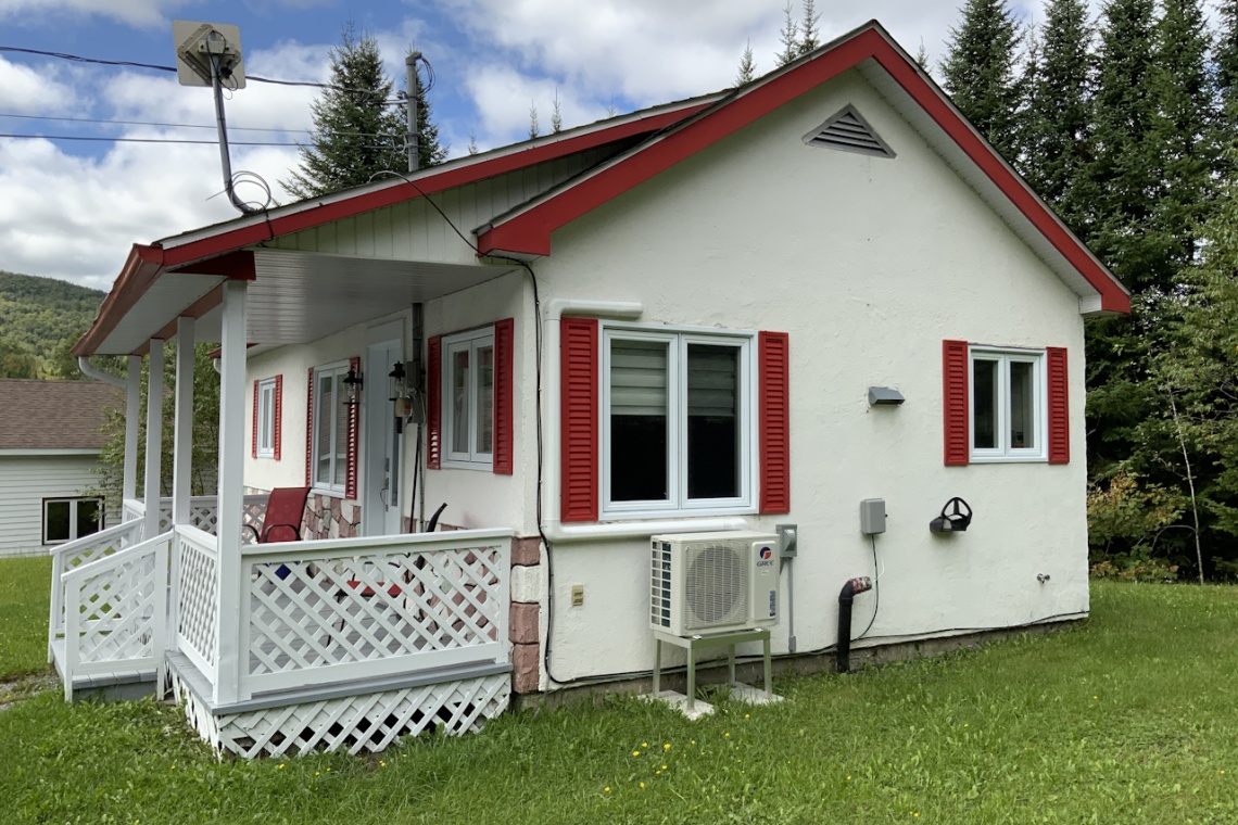 Edmundston, (N.-B.) E3V 5C3, ,Résidentiel,À vendre,1390